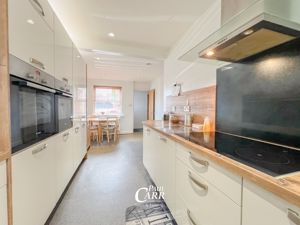 Photo 18- click for photo gallery